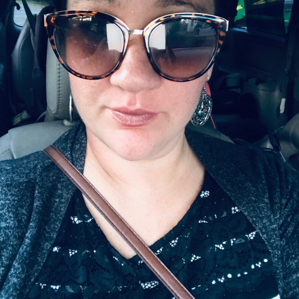 Meet your Posher, Brittany